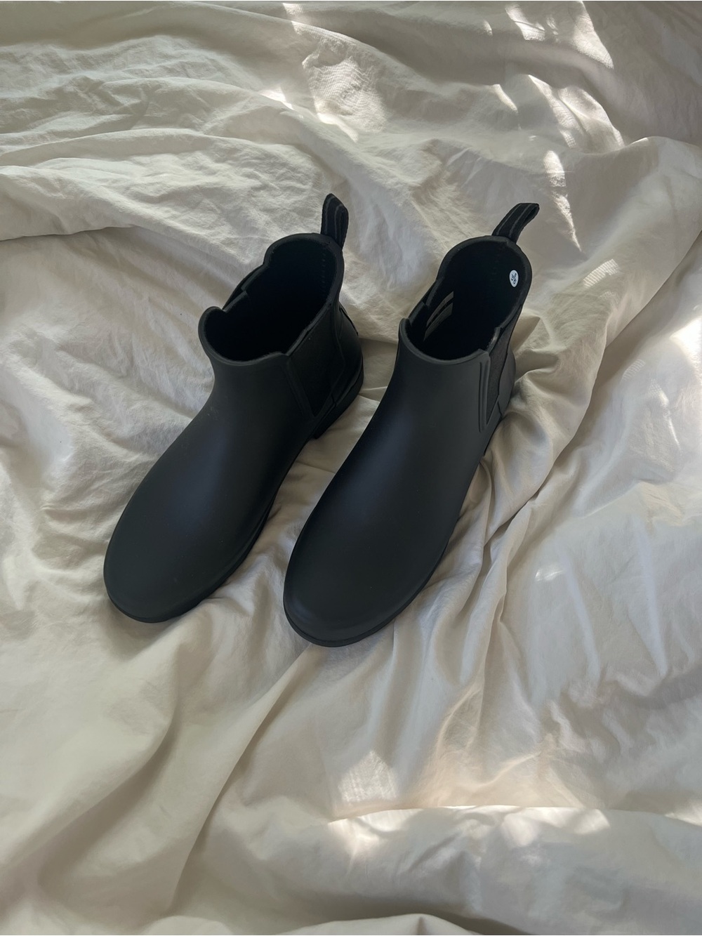 Hunter Refined Chelsea Rainboots Matte Black
